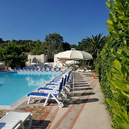 Baia Degli Aranci & 4* Vieste