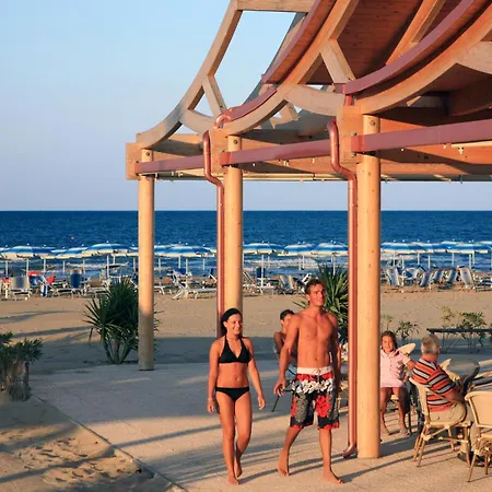 Baia Degli Aranci &